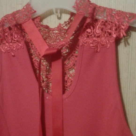 Blouse - Picture 2 of 2